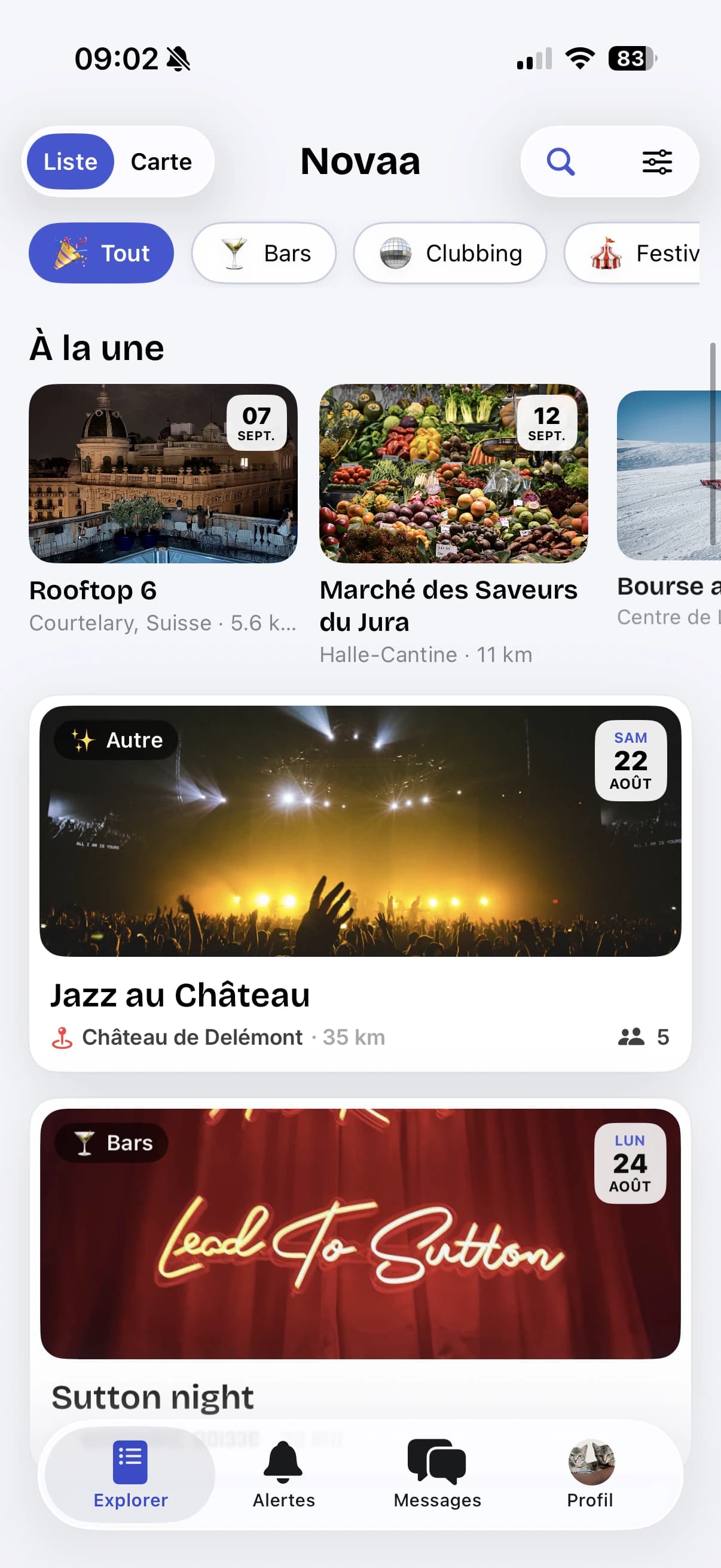 L'écran d'accueil de Novaa : les événements à venir près de chez soi, avec le carrousel « À la une ».